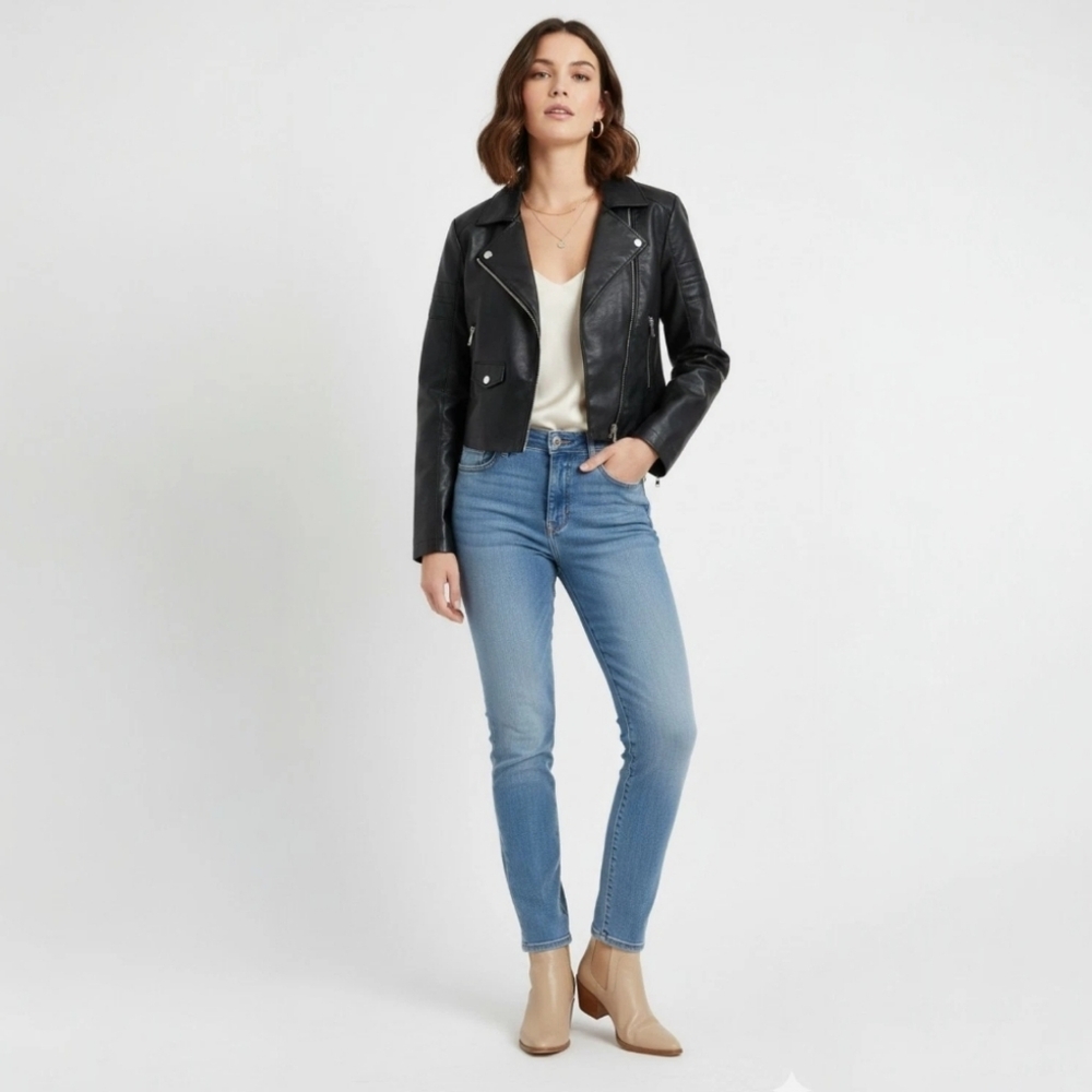 Classic Black Moto Biker Jacket – Chic Vegan Leather – Silver Hardware –‎ XXS